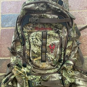 Badlands Superday Backpack